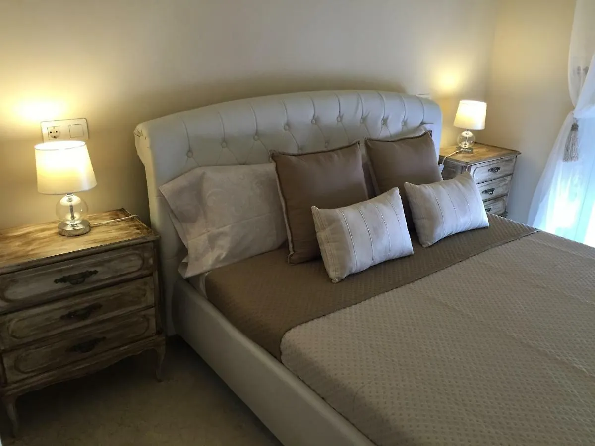 Holiday home Luxury Duplex With Views. Villa Marbella Spain