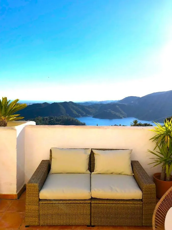 Luxury Duplex With Views. Villa Marbella